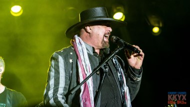 Montgomery Gentry Live at Oyster Bake - April 12, 2019 (photos Johnnie Walker)