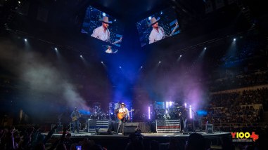 Cody Johnson live at the San Antonio Rodeo - February 6, 2020 (photos Johnnie Walker)